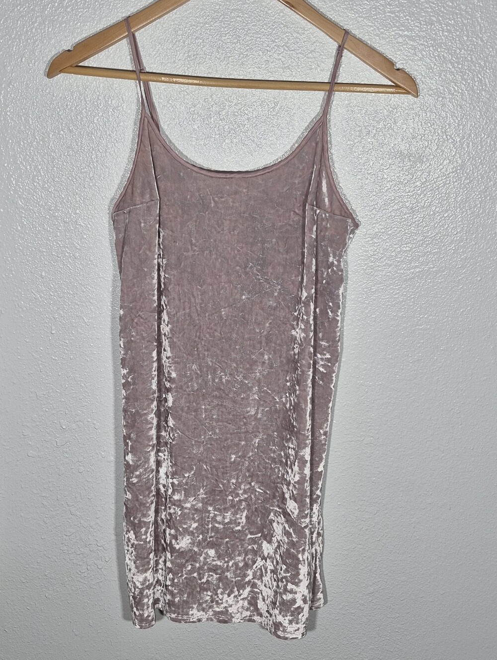 Victoria's Secret Blush Pink Crushed Velvet Slip Dress Chemise Size M/L Y2K
